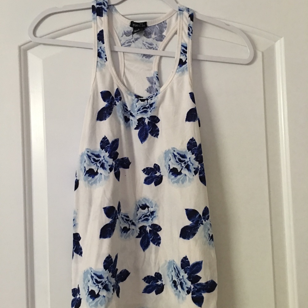 Rue21 floral top